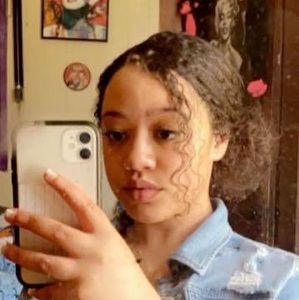 Meet your Posher, Lillian